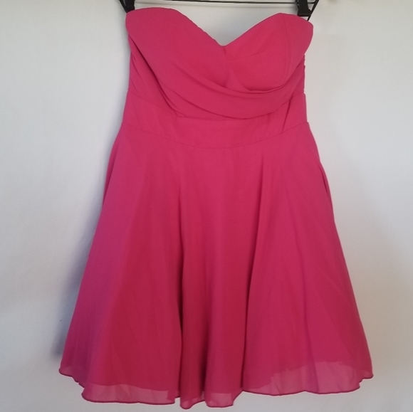 NWT TFNC London Minnie Strapless Hot Pink Dress Size Medium - Picture 4 of 12